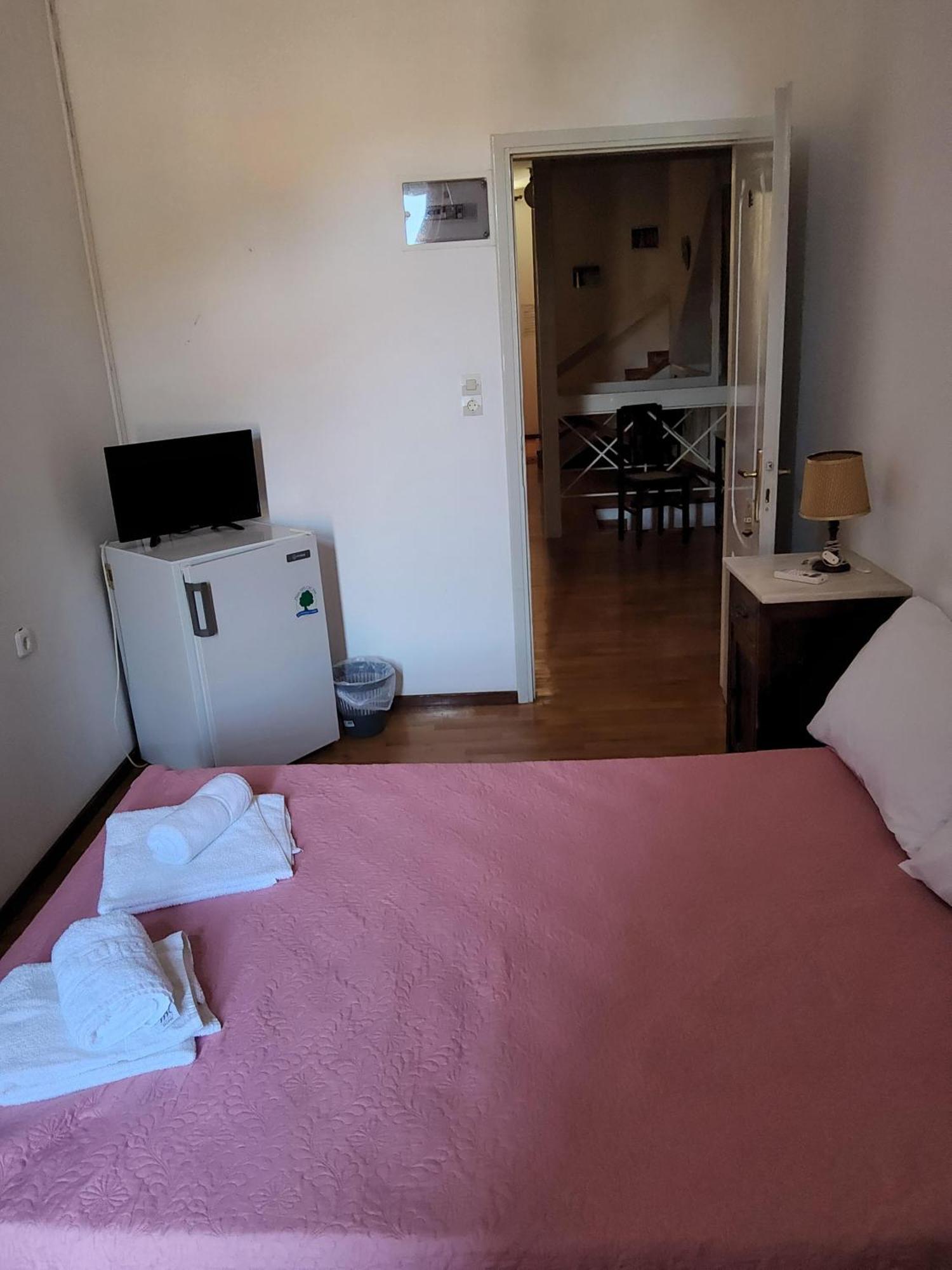 Ξενοδοχείο 'Παλλαδιον' Hotel 'Palladion' Едипсос Екстериор снимка
