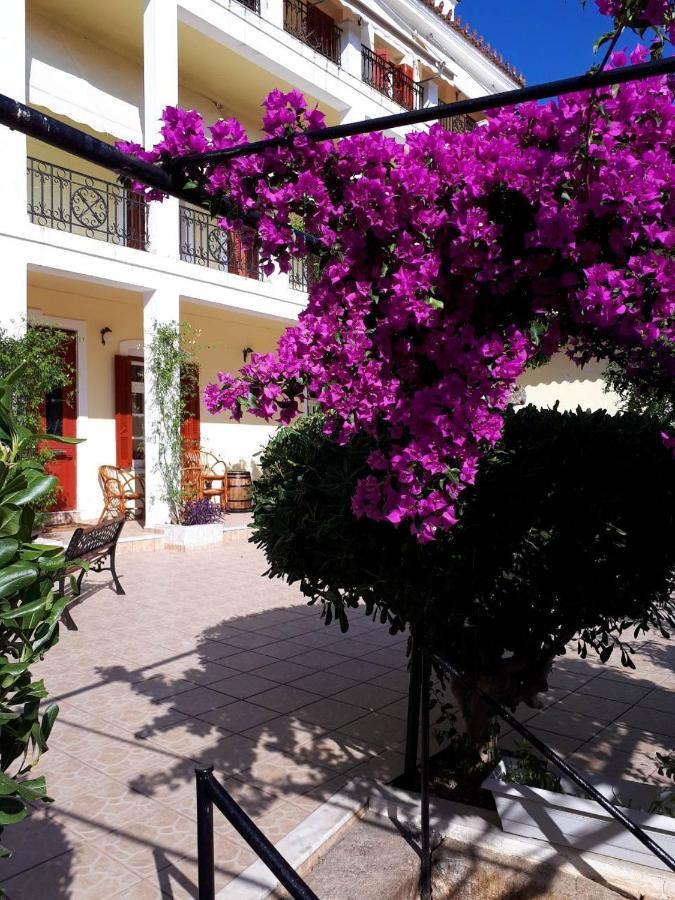 Ξενοδοχείο 'Παλλαδιον' Hotel 'Palladion' Едипсос Екстериор снимка