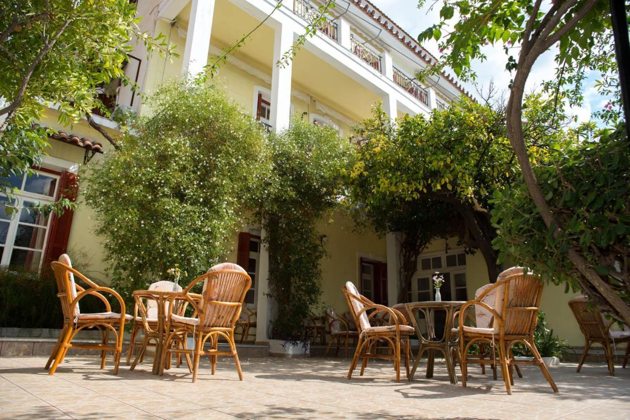 Ξενοδοχείο 'Παλλαδιον' Hotel 'Palladion' Едипсос Екстериор снимка